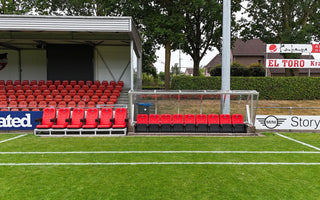 Luxe spelerszone voor De Treffers met nieuwe dugouts en veldbanken