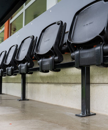 Inklapbare stoelen perstribune KAA Gent
